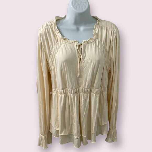 Boston Proper Long Sleeve Flowy Cream Blouse Size Medium - Picture 3 of 5